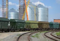 Єврокомісар Войцеховський запропонував встановити дотацію не транзит українського зерна