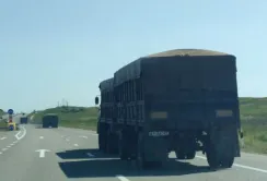 В Криму постійно фіксують колони зерновозів з українськими номерами