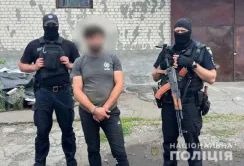 На Черкащині чиновник через посередника вимагав гроші у фермера