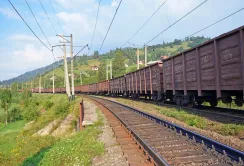 Знижку 30 % на залізничні перевезення зерна з прифронтових територій поки що не надаватимуть