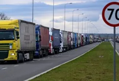 Україна та Польща працюють над рішенням, як розблокувати кордон і врахувати інтереси фермерів обох країн
