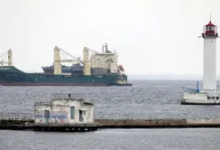 Україна знайшла спосіб обійти спроби росії сповільнити роботу зернового коридору
