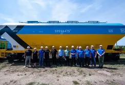 На Львівщині почали виготовляти зерновози повністю української комплектації