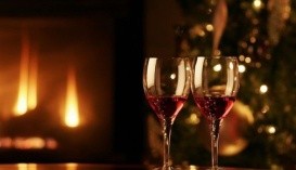 Новий 2017-й рік варто зустріти з українським вином, щоб підтримати вітчизняних виноробів 