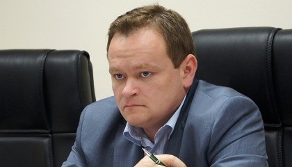 Председатель ассоциации «Укрсахар», председатель ГС «Всеукраинская аграрная совет» Андрей Дикун: «В парламенте сейчас представлены различные политические силы, быть членом какой-то из них - значит стать на чью-то сторону»