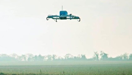 Компанія Amazon вперше здійснила комерційну доставку товарів за допомогою дрона у сільгоспмісцевість