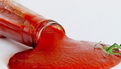В Украине нет четких требований к составу кетчупов. Кроме того, метода, которым можно было бы проверить, сколько именно томатной пасты содержится в кетчупе, не существует