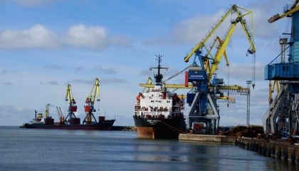 Пропонується використовувати контейнерну технологію навантаження зернових вантажів на судна