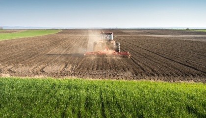 Якщо технічний парк аграрії здебільшого оновили сучасними машинами, то за кадри все ще доводиться боротися