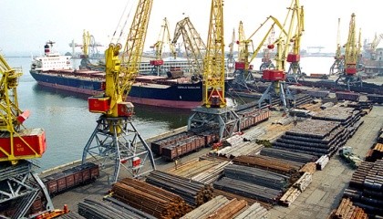 В ходе реализации проекта в порту будет создана дополнительная рейдовая якорная стоянка, а объем перевалки грузов может превысить 1 млн т в год
