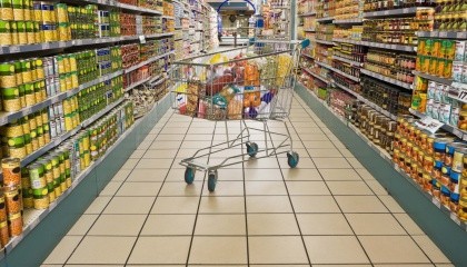 тележка в супермаркете