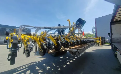 «НІБУЛОН» взяв на оснащення першу в світі 9-метрову сівалку GIRONA GN9000 від BEDNAR