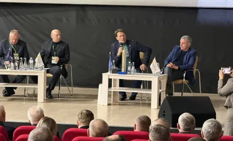 На Одещині обговорили зміну правил оцінки землі та експортне мито на сою і ріпак