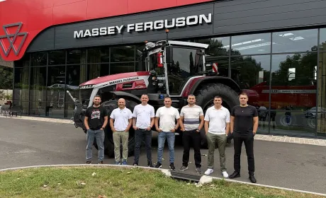 Торгова команда Квінта Агро пройшла навчання на заводі Massey Ferguson у Франції