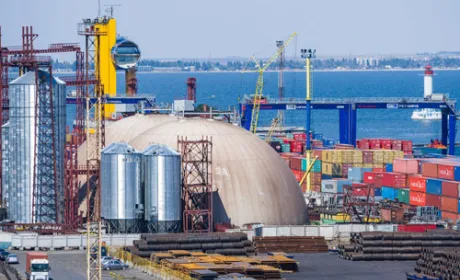 За вісім місяців морські порти України збільшили перевалку майже на 19% та сягнули позначки 100 млн тон