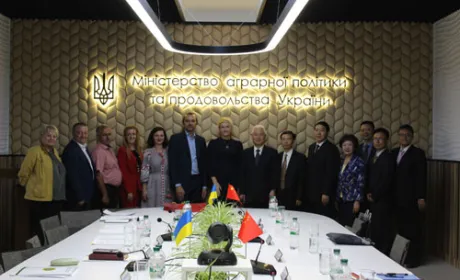 Україна та Китай обговорили актуальні питання двостороннього співробітництва