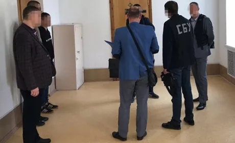 Чиновник РДА на Полтавщині одержав 45 тис. грн хабарів від учасників бойових дій за сприяння у виділенні землі, - СБУ