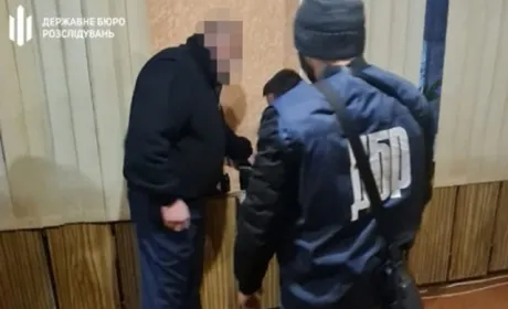 Затримано поліцейського, який вимагав 100 тис. грн за приховування розкрадань пестицидів на 240 тис. грн