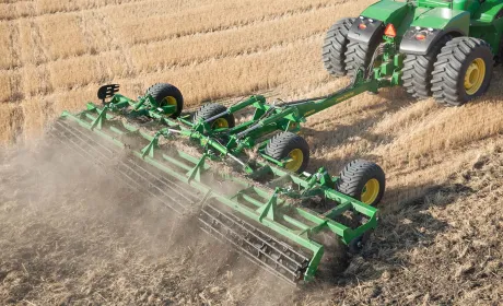 Jonh Deere запускає новий потужний лущильник