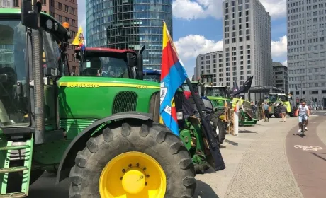 У Берліні мітингували фермери, автобусні компанії та екозахисники