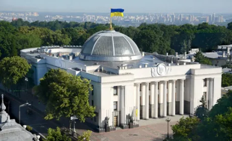 Проекти Законів про залізничний транспорт і про розвиток внутрішнього водного транспорту зареєстровані у Верховній Раді України