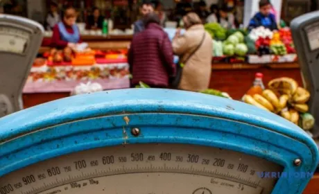 МОЗ опублікувало вимоги для ринків: дезінфекція щотри години й один покупець на 10 м²