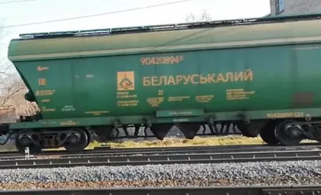 Через транзит добрив із Білорусі керівника литовської залізничної компанії відправили у відставку