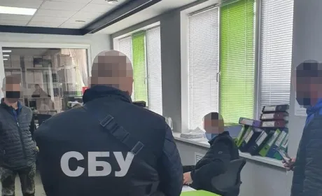 Агрохолдинг присвоїв 5000 га держземель за допомогою чиновників Держгеокадастру