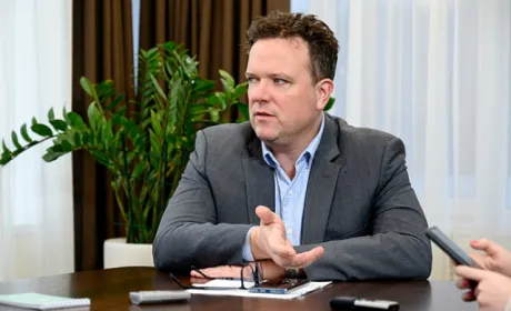 Керівник Продовольчо-зернової корпорації йде з посади