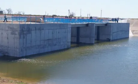 Підрив дамби на Херсонщині: скільки коштує викрадена вода