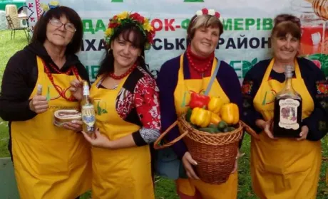 «Український проєкт бізнес-розвитку плодоовочівництва оголошує конкурс «Сільські жінки та погляд у майбутнє»