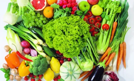 «Дієта майже без м’ясних і молочних продуктів чудова, але непрактична», — експерти