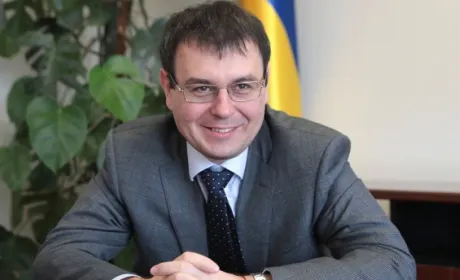 Гетманцев про введення ринку землі: катастрофи не буде — вулицями сіл не бігатимуть іноземці та не змушуватимуть селян продавати землю