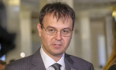 Депутати мають стимулювати розвиток промисловості, а не лобіювати інтереси аграрних олігархів, — Гетманцев