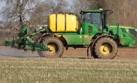У Великобританії можливо продовжать термін використання гліфосату до 2025 року