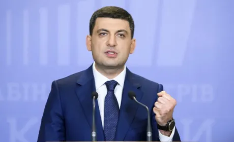 Гройсман вимагає від влади негайних змін у земельній та пенсійній реформах — на користь українців і України