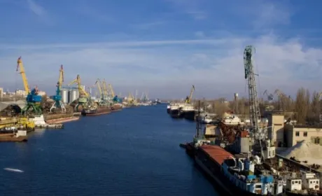 Херсонський порт офіційно передали в концесію