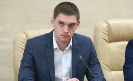 З елеваторів Мелітополя загарбники повністю вивезли зерно старого врожаю