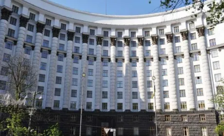 В Україні дозволена гуртова торгівля харчами, ЗЗР та ветпрепаратами