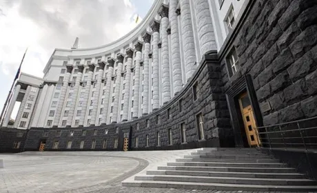 Петрашко разом із кількома іншими міністрами написав заяву про відставку