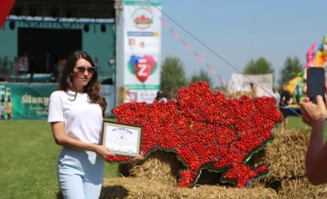 На ягідному фестивалі встановлено два рекорди