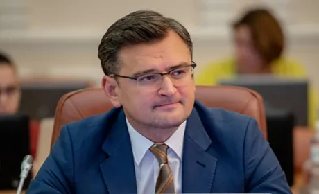 Зараз нелогічно відправляти українських заробітчан за кордон, – Кулеба