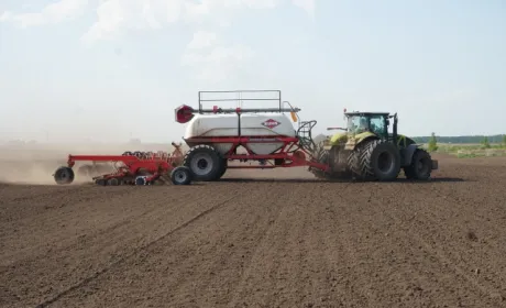 KUHN-Україна провела презентацію нового посівного комплексу KUHN ESPRO RT 12000 RC