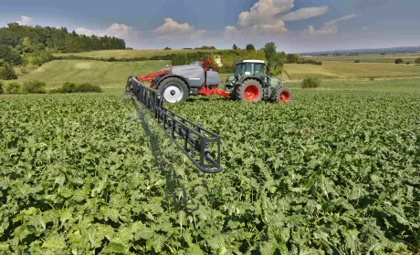 HORSCH Leeb4 AX — новий вимір захисту рослин