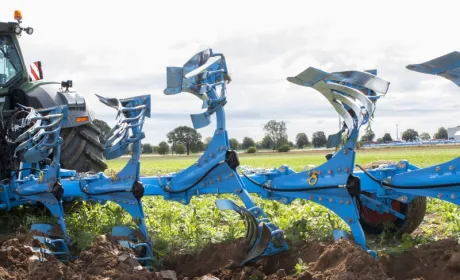Нова система захисту від перевантажень для плугів LEMKEN