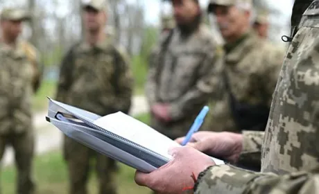 Аграрії можуть отримати бронь від мобілізації: як це працює