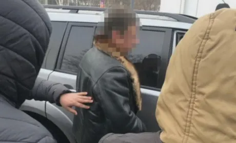 У Дніпрі на хабарі викрили посадовця Держгеокадастру