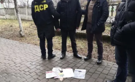Знову НААН — на Прикарпатті на хабарі викрито керівника підрозділу