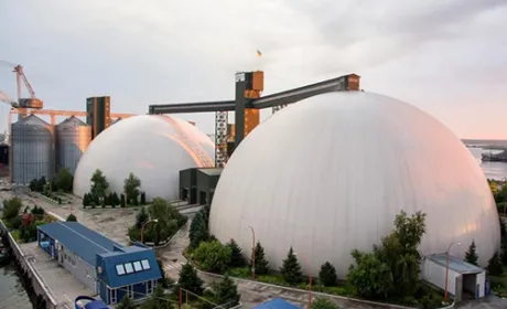 На терміналі "Нібулону" в Тернівці змонтували половину ємностей для зберігання зерна