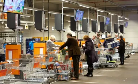 Бельгійцям обмежили продаж олії та борошна через війну в Україні